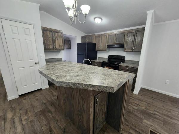 2023 Elliott Mobile Homes Solitaire Mobile Home