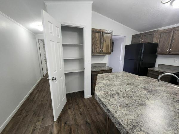 2023 Elliott Mobile Homes Solitaire Mobile Home