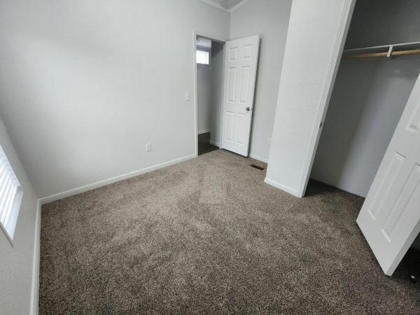 2023 Elliott Mobile Homes Solitaire Mobile Home