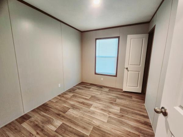 2025 Clayton Homes Inc MIYO Mobile Home