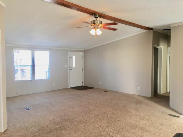 1999 Schult Desert Manor Mobile Home