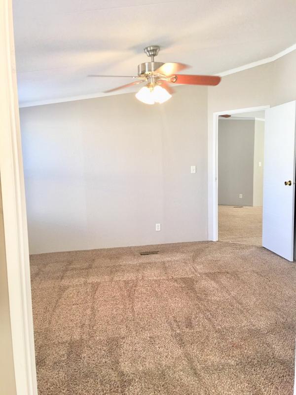 1999 Schult Desert Manor Mobile Home