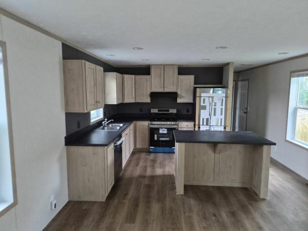 2025 Clayton Homes Inc Mobile Home For Sale