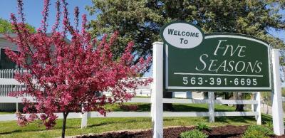 Mobile Home at 5112 N Fairmount Street #140 Davenport, IA 52806