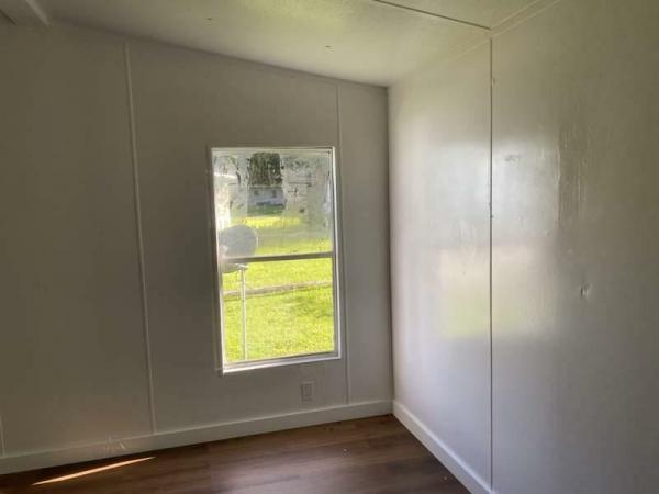 1985 Unknown unknown  Home