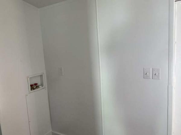 1985 Unknown unknown  Home