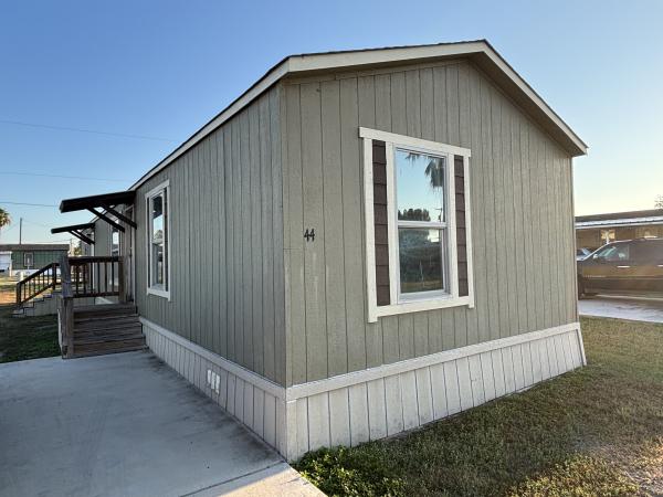 Photo 1 of 2 of home located at 4306 N Business 77 #44Cr Harlingen, TX 78552