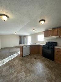 2000 Four Seasons Housing Fortress Mobile Home