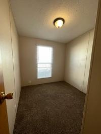 2000 Four Seasons Housing Fortress Mobile Home