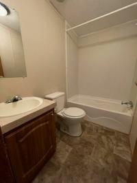 2000 Four Seasons Housing Fortress Mobile Home