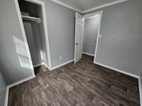 1985 Holly Park Inc Holly Park Mobile Home