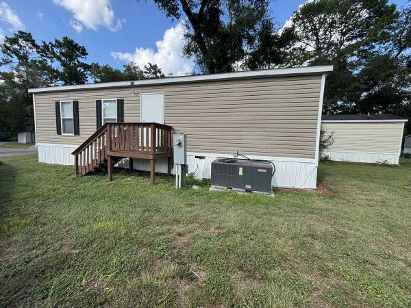 Photo 1 of 2 of home located at 2777 Cathedral Dr. Lot 233 Tallahassee, FL 32310