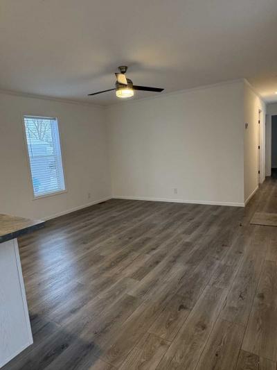 Photo 6 of 5 of home located at 3339 Glendale Circle Bay City, MI 48706