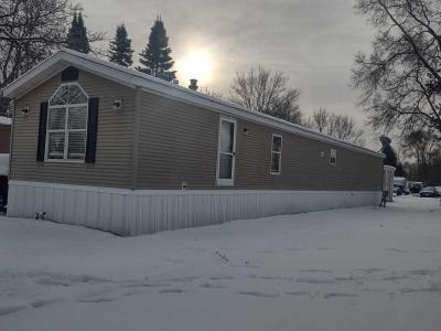 Photo 3 of 20 of home located at 5398 Nicole Dr White Lake, MI 48383