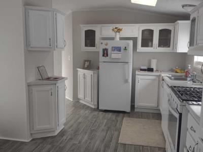 Photo 5 of 20 of home located at 5398 Nicole Dr White Lake, MI 48383