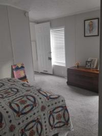 1998 Dutch Park Manufactured Home