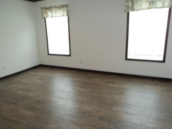 2026 Champion 21 25610  Home