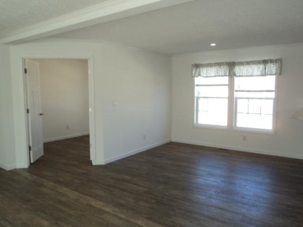 2025 Champion H27  Home