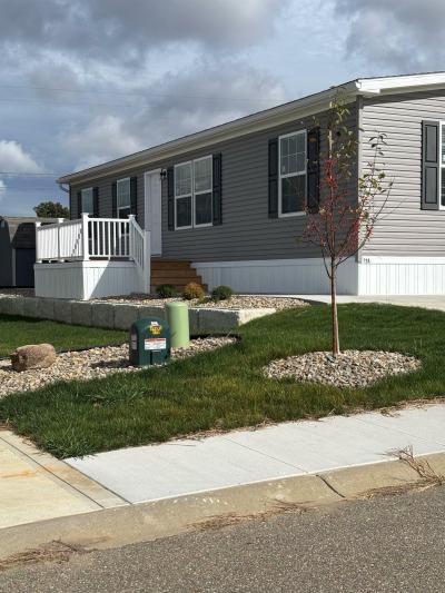 Mobile Home at 5113 Yellowwood Dr. SW Navarre, OH 44662