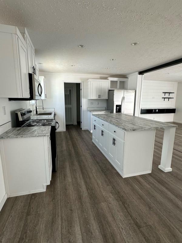 Photo 1 of 2 of home located at 1230 S. Pike E. Lot 94 Sumter, SC 29153