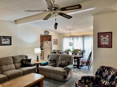 Photo 4 of 28 of home located at 105 North Mountainview Mhp Stony Point, NY 10980