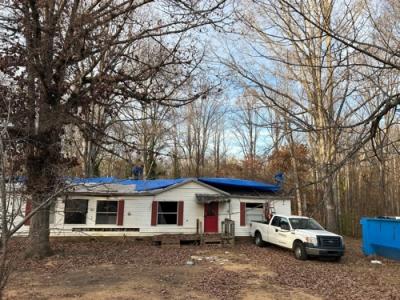 Photo 2 of 15 of home located at 1335 11th St Statesville, NC 28677