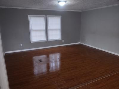 Photo 2 of 9 of home located at 59 Escort Ln Peterstown, WV 24963