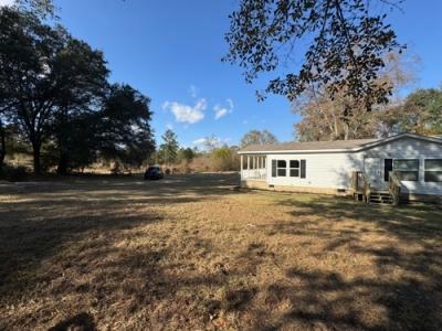 Photo 5 of 36 of home located at 115 Wynn Dr Albany, GA 31705