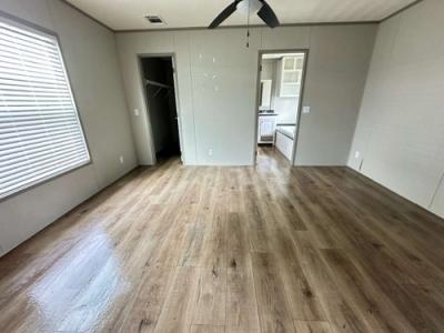 Photo 4 of 9 of home located at 2102 Colonial Dr Baytown, TX 77520