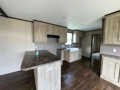 Photo 2 of 11 of home located at 331 Gordy Rd Trlr 14 Bacliff, TX 77518