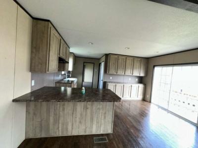 Photo 3 of 11 of home located at 331 Gordy Rd Trlr 14 Bacliff, TX 77518