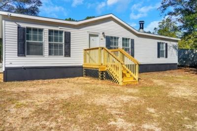 Photo 2 of 27 of home located at 447 Smith Rd Lot 17 Defuniak Springs, FL 32433