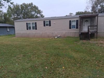 Mobile Home at 2505 Green Briar St Lake Charles, LA 70607