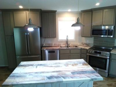 Photo 4 of 22 of home located at 3265 Us Hwy 78 Leeds, AL 35094