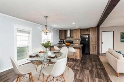 Photo 2 of 19 of home located at 41274 Able Rd Prairieville, LA 70769