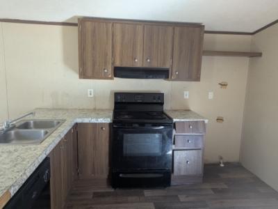 Photo 3 of 14 of home located at 307 Lake Grove Dr Lo Darlington, SC 29532