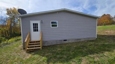 Photo 4 of 31 of home located at 2470 Pollard Pk Nicholasville, KY 40356