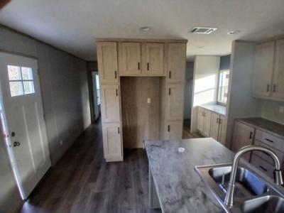 Photo 5 of 7 of home located at 742 Vz County Road 1922 Fruitvale, TX 75127