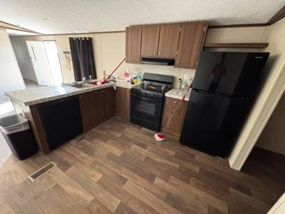 Photo 2 of 8 of home located at 13700 W County Road 172 Odessa, TX 79766