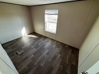 Photo 4 of 8 of home located at 13700 W County Road 172 Odessa, TX 79766