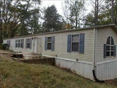 Mobile Home at 1455 Reed Creek Dr Bassett, VA 24055