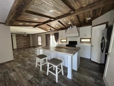 Photo 2 of 14 of home located at 264 Moritz Lane Victoria, TX 77905