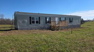 Mobile Home at 30 Nichols Branch Rd Annville, KY 40402