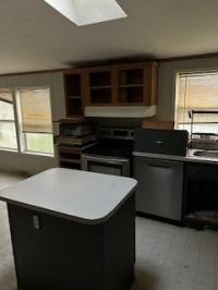 1999 WOODFIELD Manufactured Home