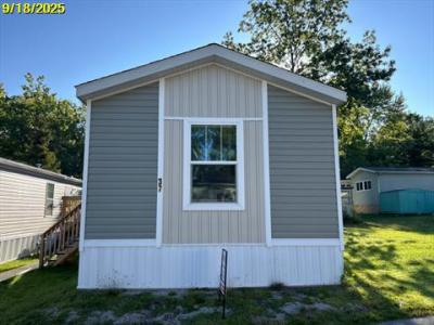 Mobile Home at 8323 Eagle Rd Lot 37 Willoughby, OH 44094
