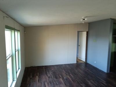 Photo 5 of 17 of home located at 6397 S County Road 259 Joiner, AR 72350