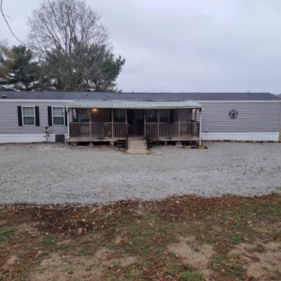 Mobile Home at 6673 E Blue Star Hwy Lagro, IN 46941