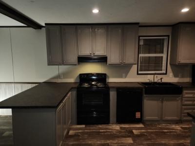 Photo 5 of 21 of home located at 3265 Us Hwy 78 Leeds, AL 35094