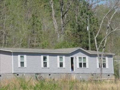 Photo 2 of 10 of home located at 167 Tuckers Dirt Rd Gadsden, AL 35901