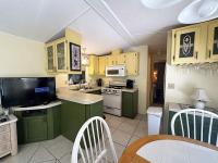 1990 Fleetwood Manufactured Home